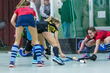Bild 271 - B-Juniorinnen UHC